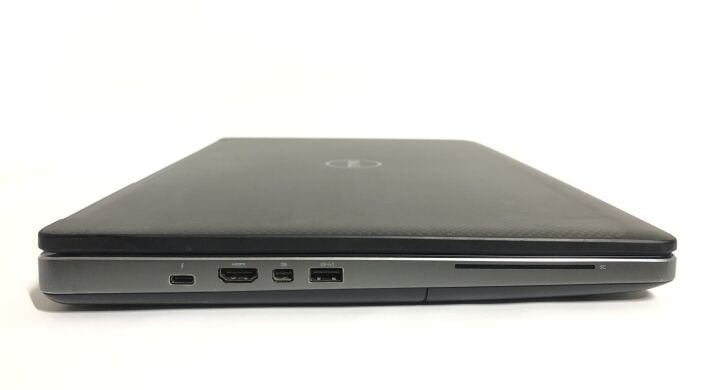 Мобильная рабочая станция Б-класс Dell Precision 7520 / 15.6" (1920x1080) IPS / Intel Core i7-6820HQ (4 (8) ядра по 2.7 - 3.6 GHz) / 16 GB DDR4 / 128 GB SSD + 500 GB HDD / nVidia Quadro M2200, 4 GB GDDR5, 128-bit / WebCam / Win 10 Pro Мобильная рабочая станция Б-класс Dell Precision 7520 / 15.6" (1920x1080) IPS / Intel Core i7-6820HQ (4 (8) ядра по 2.7 - 3.6 GHz) / 16 GB DDR4 / 128 GB SSD + 500 GB HDD / nVidia Quadro M2200, 4 GB GDDR5, 128-bit / WebCam / Win 10 Pro