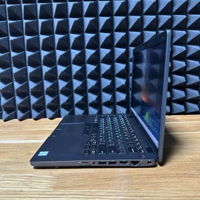 Ультрабук Dell Latitude 5400 / 14" (1920x1080) IPS / Intel Core i5-8265U (4 (8) ядра по 1.6 - 3.9 GHz) / 8 GB DDR4 / 256 GB SSD / Intel UHD Graphics / WebCam