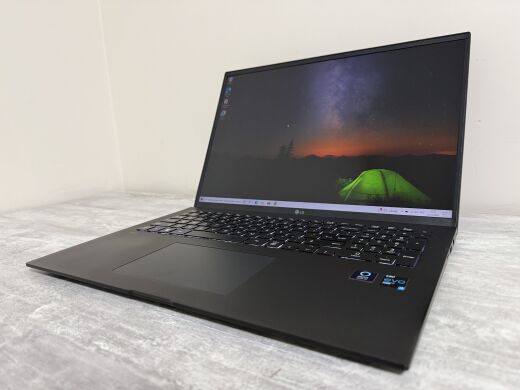 Ультрабук Б-клас LG Gram 17Z95P / 17" (2560x1600) IPS / Intel Core i7-1195G7 (4 (8) ядра по 2.9 - 5.0 GHz) / 16 GB DDR4 / 1000 GB SSD / Intel Iris Xe Graphics / WebCam / Win 11 Home