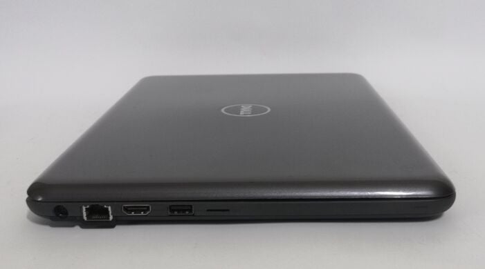 Ноутбук Dell Latitude 3380 / 13.3" (1366x768) TN / Intel Core i3-6006U (2 (4) ядра по 2.0 GHz) / 8 GB DDR4 / 128 GB SSD / Intel HD Graphics 520 / WebCam / Win 10 Pro Ноутбук Dell Latitude 3380 / 13.3" (1366x768) TN / Intel Core i3-6006U (2 (4) ядра по 2.0 GHz) / 8 GB DDR4 / 128 GB SSD / Intel HD Graphics 520 / WebCam / Win 10 Pro