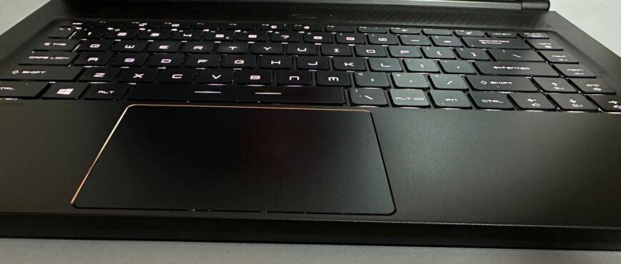 Ігровий ноутбук Б-клас MSI GS65 Stealth Thin 8RF / 15.6" (1920x1080) IPS / Intel Core i7-8750H (6 (12) ядра по 2.2 - 4.1 GHz) / 32 GB DDR4 / 512 GB SSD / nVidia GeForce GTX 1070 Max-Q, 8 GB GDDR5, 256-bit / WebCam / Win 11 Pro