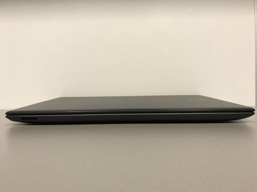 Acer Aspire E5-575G-73AA / 15.6" (1920x1080) / Intel Core i7-7500U (2(4) ядра по 2.70-3.50GHz) / 8GB DDR4 / 500 GB HDD / nVidia GeForce 940MX, 4 GB GDDR5, 64-bit