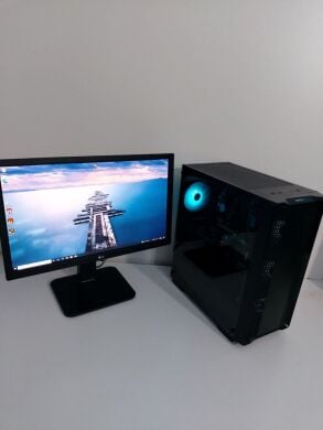 Комплект ПК: DeepCool CC560 Tower / Intel Core i5-4590 (4 ядра по 3.3 - 3.7 GHz) / 16 GB DDR3 / 128 GB SSD + 500 GB HDD + 1000 GB HDD / nVidia GeForce GTX 560, 3 GB GDDR5, 192-bit + Монитор LG 24MB37PM-B / 24" (1920x1080) IPS + Клавиатура, мышка, кабели Комплект ПК: DeepCool CC560 Tower / Intel Core i5-4590 (4 ядра по 3.3 - 3.7 GHz) / 16 GB DDR3 / 128 GB SSD + 500 GB HDD + 1000 GB HDD / nVidia GeForce GTX 560, 3 GB GDDR5, 192-bit + Монитор LG 24MB37PM-B / 24" (1920x1080) IPS + Клавиатура, мышка, кабели