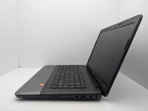 Ноутбук HP 255 G1 / 15.6" (1366x768) TN / AMD E2-1800 (2 ядра по 1.7 GHz) / 6 GB DDR3 / 500 GB HDD / AMD Radeon HD 7340 Graphics / WebCam / DVD-ROM