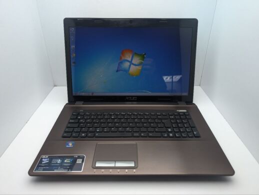 Ноутбук Asus X73E / 17.3" (1600x900) TN / Intel Core i3-2350M (2 (4) ядра по 2.3 GHz) / 6 GB DDR3 / 320 GB HDD / Intel HD Graphics 3000 / WebCam / DVD-ROM Ноутбук Asus X73E / 17.3" (1600x900) TN / Intel Core i3-2350M (2 (4) ядра по 2.3 GHz) / 6 GB DDR3 / 320 GB HDD / Intel HD Graphics 3000 / WebCam / DVD-ROM