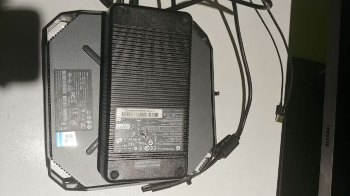 Неттоп HP Z2 Mini G3 USFF / Intel Core i5-6600 (4 ядра по 3.3 - 3.9 GHz) / 16 GB DDR4 / 256 GB SSD / nVidia Quadro M620, 2 GB GDDR5, 128-bit / WiFi Неттоп HP Z2 Mini G3 USFF / Intel Core i5-6600 (4 ядра по 3.3 - 3.9 GHz) / 16 GB DDR4 / 256 GB SSD / nVidia Quadro M620, 2 GB GDDR5, 128-bit / WiFi