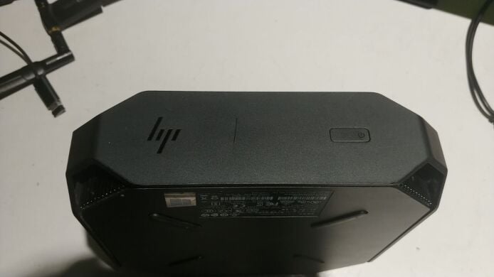 Неттоп HP Z2 Mini G3 USFF / Intel Core i5-6600 (4 ядра по 3.3 - 3.9 GHz) / 16 GB DDR4 / 256 GB SSD / nVidia Quadro M620, 2 GB GDDR5, 128-bit / WiFi Неттоп HP Z2 Mini G3 USFF / Intel Core i5-6600 (4 ядра по 3.3 - 3.9 GHz) / 16 GB DDR4 / 256 GB SSD / nVidia Quadro M620, 2 GB GDDR5, 128-bit / WiFi