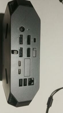 Неттоп HP Z2 Mini G3 USFF / Intel Core i5-6600 (4 ядра по 3.3 - 3.9 GHz) / 16 GB DDR4 / 256 GB SSD / nVidia Quadro M620, 2 GB GDDR5, 128-bit / WiFi Неттоп HP Z2 Mini G3 USFF / Intel Core i5-6600 (4 ядра по 3.3 - 3.9 GHz) / 16 GB DDR4 / 256 GB SSD / nVidia Quadro M620, 2 GB GDDR5, 128-bit / WiFi