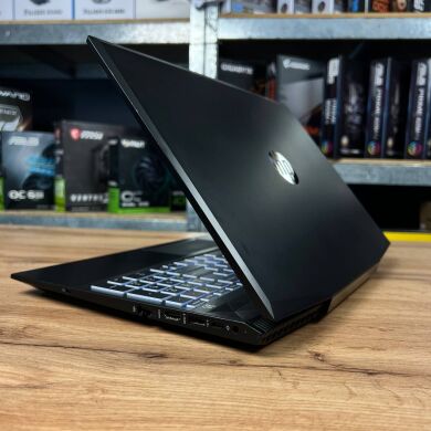 Игровой ноутбук Б-класс HP Pavilion Gaming 15-cx0812no / 15.6" (1920x1080) IPS / Intel Core i5-8300H (4 (8) ядра по 2.3 - 4.0 GHz) / 16 GB DDR4 / 256 GB SSD M.2 / nVidia GeForce GTX 1050 Ti, 4 GB GDDR5, 128-bit / WebCam / HDMI