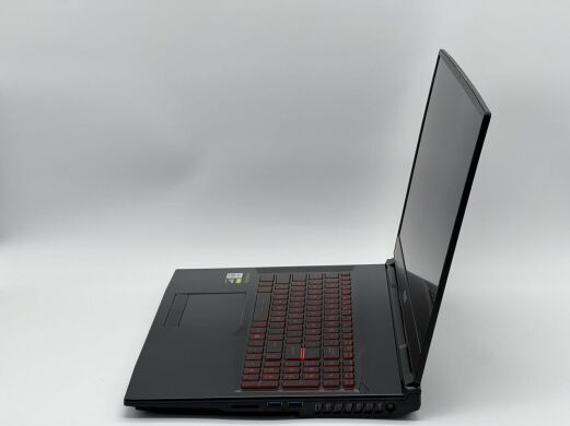 Ігровий ноутбук MSI GL75 Leopard 10SDR / 17.3" (1920x1080) IPS / Intel Core i7-10750H (6 (12) ядер по 2.6 - 5.0 GHz) / 32 GB DDR4 / 960 GB SSD / nVidia GeForce GTX 1660 Ti, 6 GB GDDR6, 192-bit / WebCam Ігровий ноутбук MSI GL75 Leopard 10SDR / 17.3" (1920x1080) IPS / Intel Core i7-10750H (6 (12) ядер по 2.6 - 5.0 GHz) / 32 GB DDR4 / 960 GB SSD / nVidia GeForce GTX 1660 Ti, 6 GB GDDR6, 192-bit / WebCam
