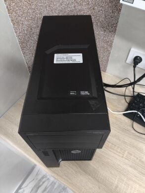 Комп'ютер Dell Precision 3620 Tower / Intel Core i7-7700 (4 (8) ядра по 3.6 - 4.2 GHz) / 16 GB DDR4 / 1000 GB SSD / nVidia Quadro K620, 2 GB DDR3, 128-bit