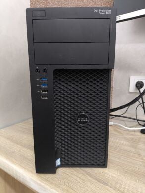 Комп'ютер Dell Precision 3620 Tower / Intel Core i7-7700 (4 (8) ядра по 3.6 - 4.2 GHz) / 16 GB DDR4 / 1000 GB SSD / nVidia Quadro K620, 2 GB DDR3, 128-bit