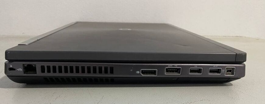 Мобільна робоча станція Б-клас HP EliteBook 8560w / 15.6" (1920x1080) TN / Intel Core i7-2640M (4 (8) ядра по 2.8 - 3.5 GHz) / 8 GB DDR3 / 256 GB SSD / nVidia Quadro 1000M, 2 GB GDDR3, 128-bit / WebCam / VGA