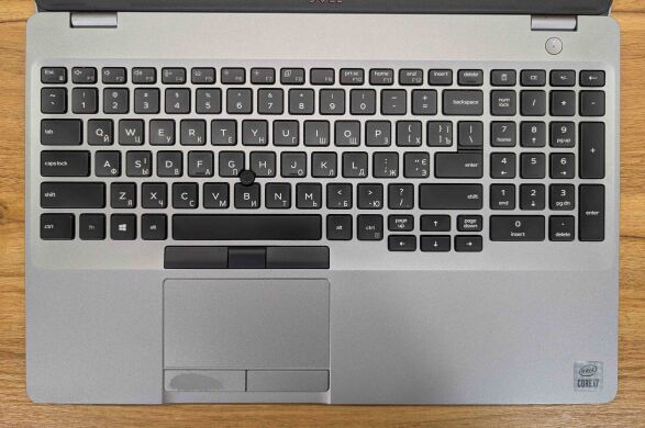 Мобильная рабочая станция Dell Precision 3550 / 15.6" (1366x768) TN / Intel Core i7-10610U (4 (8) ядра по 1.8 - 4.9 GHz) / 16 GB DDR4 / 512 GB SSD / nVidia Quadro P520, 2 GB GDDR5, 64-bit / WebCam / HDMI / Windows 10