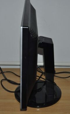 Монитор Б-класс AOC 2219P2 / 22" (1680x1050) TN / VGA, DVI / Встроенные колонки 2x 1W / VESA 100x100