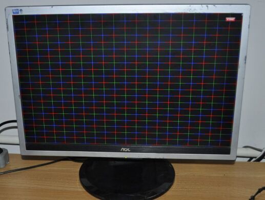 Монитор Б-класс AOC 2219P2 / 22" (1680x1050) TN / VGA, DVI / Встроенные колонки 2x 1W / VESA 100x100