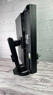 Монітор EIZO FlexScan S2402W / 24" (1920x1200) TN / DVI, VGA, Audio / вбудовані колонки 2х 1W