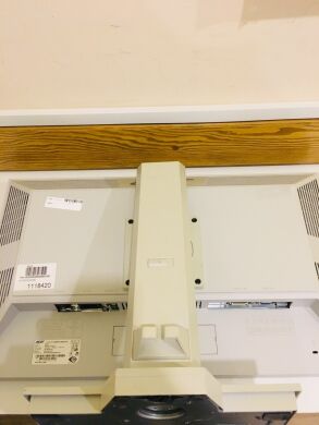 Монитор FUJITSU ScenicView P24W-5 / 24'' / IPS / 1920x1080 / DVI-D (HDCP), HDMI, VGA (D-Sub), USB