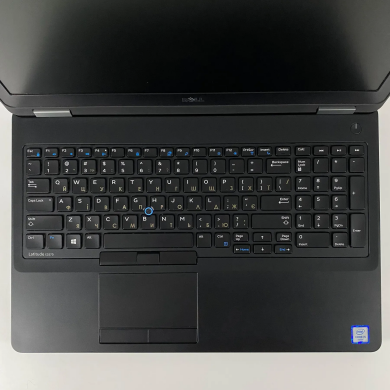 Ноутбук Б-класс Dell Latitude E5570 / 15.6" (1366x768) TN / Intel Core i5-6300HQ (4 ядра по 2.3 - 3.2 GHz) / 8 GB DDR4 / 128 GB SSD / Intel HD Graphics 520 / WebCam / SIM