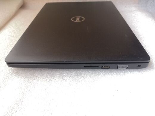 Ультрабук Dell Latitude 3480 / 14'' (1920x1080) TN / Intel Core i5-6200U (2 (4) ядра по 2.3 - 2.8 GHz) / 8 GB DDR4 / 128 GB SSD M.2 / AMD Radeon R5 M430, 2 GB DDR3, 64-bit / WebCam 