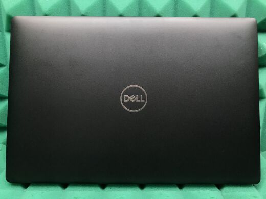Ультрабук Dell Latitude 5400 / 14" (1920x1080) IPS / Intel Core i7-8665U (4 (8) ядра по 1.9 - 4.8 GHz) / 8 GB DDR4 / 256 GB SSD M.2 / AMD Radeon 540X, 2 GB GDDR5, 64-bit / WebCam / USB 3.1 / HDMI / Windows 10 ліцензія