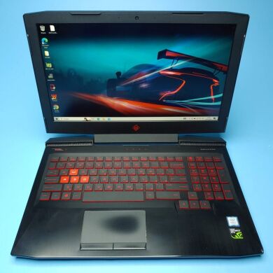 Ігровий ноутбук HP Omen 15-ce019dx / 15.6" (1920x1080) IPS / Intel Core i7-7700HQ (4 (8) ядра по 2.8 - 3.8 GHz) / 16 GB DDR4 / 500 GB SSD / nVidia GeForce GTX 1050 Ti, 4 GB GDDR5, 128-bit / WebCam / Win 10 Home