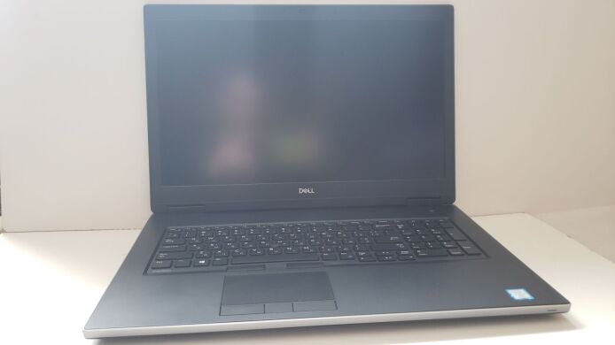 Мобільна робоча станція Dell Precision 7730 / 17.3" (1920x1080) IPS / Intel Core i7-8850H (6 (12) ядер по 2.6 - 4.3 GHz) / 32 GB DDR4 / 128 GB SSD + 1000 GB SSD / nVidia Quadro P5200, 16 GB GDDR5, 256-bit / WebCam