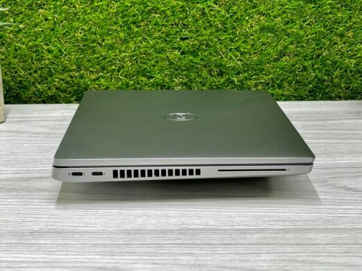 Ультрабук Dell Latitude 5430 / 14" (1920x1080) IPS Touch / Intel Core i5-1235U (10 (12) ядер по 1.3 - 4.4 GHz) / 16 GB DDR4 / 512 GB SSD M.2 / Intel Iris Xe Graphics / WebCam / Win 11 Pro