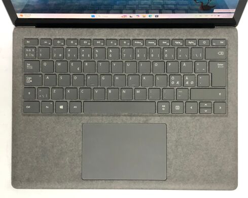 Ультрабук Б-класс Microsoft Surface Laptop 4 1958 / 13.5" (2256x1504) IPS Touch / AMD Ryzen 5 4680U (6 (12) ядер по 2.2 - 4.0 GHz) / 8 GB DDR4 / 256 GB SSD NVMe / AMD Radeon RX Vega 7 Graphics / WebCam / Win 11 Pro Ультрабук Б-класс Microsoft Surface Laptop 4 1958 / 13.5" (2256x1504) IPS Touch / AMD Ryzen 5 4680U (6 (12) ядер по 2.2 - 4.0 GHz) / 8 GB DDR4 / 256 GB SSD NVMe / AMD Radeon RX Vega 7 Graphics / WebCam / Win 11 Pro