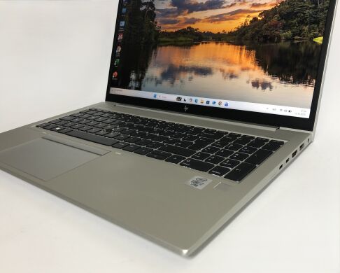 Игровой ультрабук Б-класс HP EliteBook 850 G7 / 15.6" (1920x1080) IPS / Intel Core i7-10610U (4 (8) ядра по 1.8 - 4.9 GHz) / 16 GB DDR4 / 256 GB SSD NVMe / nVidia GeForce MX250, 2 GB GDDR5, 64-bit / WebCam / Win 11 Pro