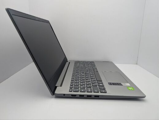 Ноутбук Lenovo IdeaPad 3 15IM / 15.6" (1920x1080) IPS / Intel Pentium Gold 6405U (2 (4) ядра по 4.1 GHz) / 8 GB DDR4 / 250 GB SSD / nVidia GeForce MX130, 2 GB GDDR5, 64-bit / WebCam