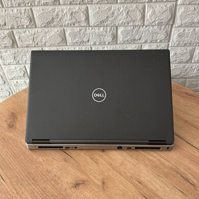 Мобильная рабочая станция Б-класс Dell Precision 7740 / 17.3" (1920x1080) IPS / Intel Core i7-9850H (6 (12) ядра по 2.6 - 4.6 GHz) / 32 GB DDR4 / 512 GB SSD / AMD Radeon Pro WX 3200, 4 GB GDDR5, 128-bit / WebCam