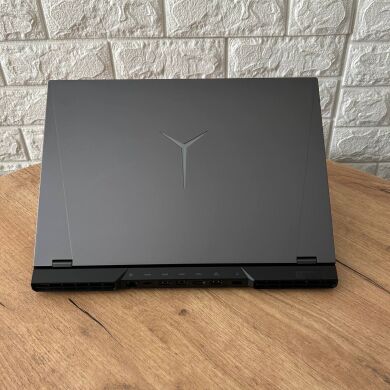 Ігровий ноутбук Lenovo Legion 5 Pro 16ACH6H / 16" (2560x1600) IPS / AMD Ryzen 7 5800H (8 (16) ядер по 3.2 - 4.4 GHz) / 16 GB DDR4 / 1000 GB SSD NVMe / nVidia GeForce RTX 3070, 8 GB GDDR6, 256-bit / WebCam Ігровий ноутбук Lenovo Legion 5 Pro 16ACH6H / 16" (2560x1600) IPS / AMD Ryzen 7 5800H (8 (16) ядер по 3.2 - 4.4 GHz) / 16 GB DDR4 / 1000 GB SSD NVMe / nVidia GeForce RTX 3070, 8 GB GDDR6, 256-bit / WebCam