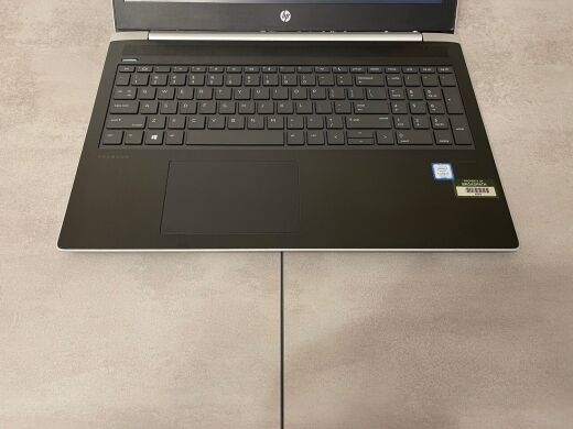 Ноутбук HP ProBook 450 G5 / 15.6" (1366x768) TN LED / Intel Core i3-7020U (2 (4) ядра по 2.3 GHz) / 8 GB DDR4 / 128 GB SSD / Intel HD Graphics 620 / WebCam / Fingerprint Ноутбук HP ProBook 450 G5 / 15.6" (1366x768) TN LED / Intel Core i3-7020U (2 (4) ядра по 2.3 GHz) / 8 GB DDR4 / 128 GB SSD / Intel HD Graphics 620 / WebCam / Fingerprint