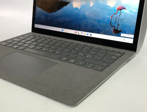 Ультрабук Б-класс Microsoft Surface Laptop 4 1958 / 13.5" (2256x1504) IPS Touch / AMD Ryzen 5 4680U (6 (12) ядер по 2.2 - 4.0 GHz) / 8 GB DDR4 / 256 GB SSD NVMe / AMD Radeon RX Vega 7 Graphics / WebCam / Win 11 Pro Ультрабук Б-класс Microsoft Surface Laptop 4 1958 / 13.5" (2256x1504) IPS Touch / AMD Ryzen 5 4680U (6 (12) ядер по 2.2 - 4.0 GHz) / 8 GB DDR4 / 256 GB SSD NVMe / AMD Radeon RX Vega 7 Graphics / WebCam / Win 11 Pro