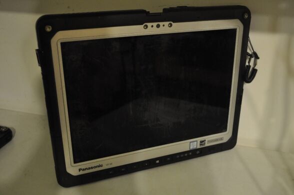Защищенный нетбук-трансформер Б-класс Panasonic Toughbook CF-33 MK2 / 12" (2160x1440) IPS Touch / Intel Core i5-7300U (2 (4) ядра по 2.6 - 3.5 GHz) / 8 GB DDR4 / 256 GB SSD / Intel HD Graphics 620 / WebCam / GPS / Windows 11 Pro + Стилус