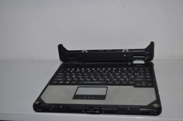 Защищенный нетбук-трансформер Б-класс Panasonic Toughbook CF-33 MK2 / 12" (2160x1440) IPS Touch / Intel Core i5-7300U (2 (4) ядра по 2.6 - 3.5 GHz) / 8 GB DDR4 / 256 GB SSD / Intel HD Graphics 620 / WebCam / GPS / Windows 11 Pro + Стилус