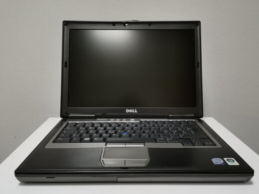 Ноутбук Dell latitude D630 / 14.1" (1280x800) TN / Intel Core 2 Duo T7250 (2 ядра по 2.0 GHz) / 4 GB DDR2 / 320 GB HDD / DVD-ROM