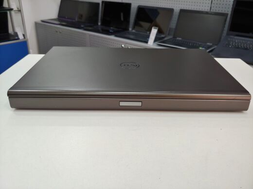 Dell Precision M4700 / 15.6" (1920x1080) TN / Intel Core i7-3840QM (4 (8) ядра по 2.8 - 3.8 GHz) / 16 GB DDR3 / 240 GB SSD / nVidia Quadro K1000M 2 GB / WebCam / DVD-RW Dell Precision M4700 / 15.6" (1920x1080) TN / Intel Core i7-3840QM (4 (8) ядра по 2.8 - 3.8 GHz) / 16 GB DDR3 / 240 GB SSD / nVidia Quadro K1000M 2 GB / WebCam / DVD-RW