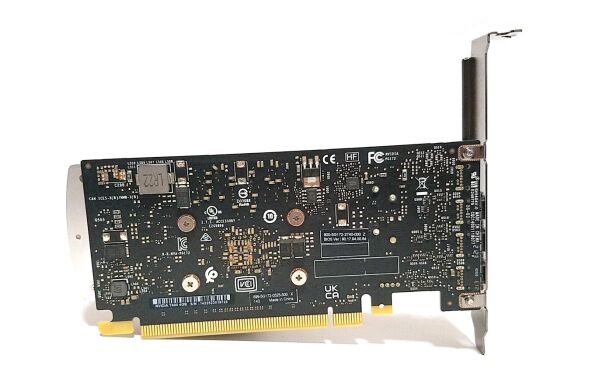 Дискретная видеокарта nVidia Quadro T400, 4 GB GDDR6, 64-bit / 3x miniDP / Tower