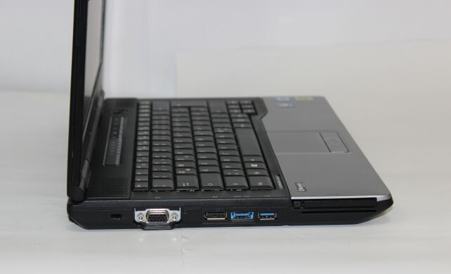 Fujitsu LifeBook S752 / 14" (1366x768) / Intel Core i5-3320M (2(4)ядра по 2.6 - 3.3 GHz) / 8 GB DDR3 / 500 GB HDD / USB 3.0
