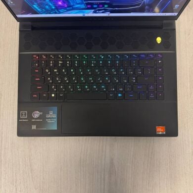 Ігровий ноутбук Б-клас Dell Alienware m16 R1 / 16" (2560x1600) IPS / AMD Ryzen 9 7845HX (12 (24) ядер по 3.0 - 5.2 GHz) / 16 GB DDR5 / 1000 GB SSD / nVidia GeForce RTX 4080, 12 GB GDDR6, 192-bit / WebCam Ігровий ноутбук Б-клас Dell Alienware m16 R1 / 16" (2560x1600) IPS / AMD Ryzen 9 7845HX (12 (24) ядер по 3.0 - 5.2 GHz) / 16 GB DDR5 / 1000 GB SSD / nVidia GeForce RTX 4080, 12 GB GDDR6, 192-bit / WebCam