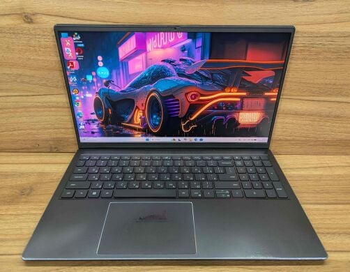 Игровой ноутбук Б-класс Dell Vostro 15 7510 / 15.6" (1920x1080) IPS / Intel Core i7-11800H (8 (16) ядер по 2.3 - 4.6 GHz) / 16 GB DDR4 / 512 GB SSD / nVidia GeForce RTX 3050 Ti, 4 GB GDDR6, 128-bit / WebCam / Fingerprint / Windows 11