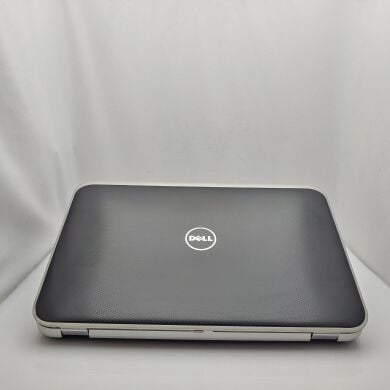 Игровой ноутбук Dell Inspiron 7720 / 17.3" (1920x1080) TN / Intel Core i7-3630QM (4 (8) ядра по 2.4 - 3.4 GHz) / 8 GB DDR3 / 240 GB SSD / nVidia GeForce GT 650M, 2 GB GDDR5, 128-bit / WebCam / DVD-ROM / Win 10 Home
