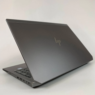 Мобільна робоча станція Б-клас HP ZBook 15 G5 / 15.6" (1920x1080) IPS / Intel Core i7-8850H (6 (12) ядра по 2.6 - 4.3 GHz) / 16 GB DDR4 / 128 GB SSD + 500 GB HDD / nVidia Quadro P1000, 4 GB GDDR5, 256-bit / TouchID / WebCam / HDMI