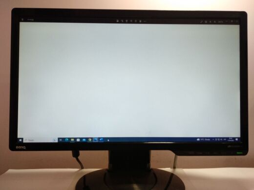 Монитор Б-класс BenQ G2222HDL / 21.5" (1920x1080) TN / DVI, VGA / VESA 100x100