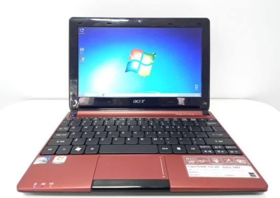 Ноутбук Acer One D257 / 10.1" (1020x600) TN LED / Intel Atom N570 (2 (4) ядра по 1.66 GHz) / 2 GB DDR3 / 160 GB HDD / WebCam