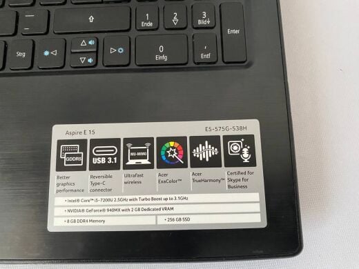 Ноутбук Б-класс Acer Aspire E 15 E5-575G-538H / 15.6" (1920x1080) IPS / Intel Core i5-7200U (2 (4) ядра по 2.5 - 3.1 GHz) / 12 GB DDR4 / 240 GB SSD / nVidia GeForce 940MX, 2 GB GDDR5, 64-bit / WebCam / DVD-RW Ноутбук Б-класс Acer Aspire E 15 E5-575G-538H / 15.6" (1920x1080) IPS / Intel Core i5-7200U (2 (4) ядра по 2.5 - 3.1 GHz) / 12 GB DDR4 / 240 GB SSD / nVidia GeForce 940MX, 2 GB GDDR5, 64-bit / WebCam / DVD-RW