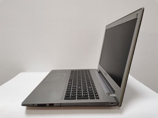 Ноутбук Lenovo IdeaPad Z510 / 15.6" (1366x768) TN LED / Intel Core i5-4200M (2 (4) ядра по 2.5 - 3.1 GHz) / 8 GB DDR3 / 500 GB SHDD / nVidia GeForce GT 740M, 2 GB DDR3, 64-bit / DVD-RW / HDMI Ноутбук Lenovo IdeaPad Z510 / 15.6" (1366x768) TN LED / Intel Core i5-4200M (2 (4) ядра по 2.5 - 3.1 GHz) / 8 GB DDR3 / 500 GB SHDD / nVidia GeForce GT 740M, 2 GB DDR3, 64-bit / DVD-RW / HDMI