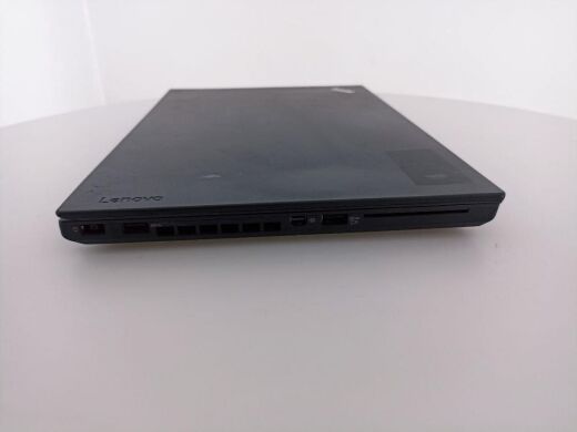 Ноутбук Lenovo ThinkPad T460 / 14" (1920x1080) IPS / Intel Core i5-6300U (2 (4) ядра по 2.4 - 3.0 GHz) / 12 GB DDR4 / 128 GB SSD / Intel HD Graphics 520 / WebCam / HDMI